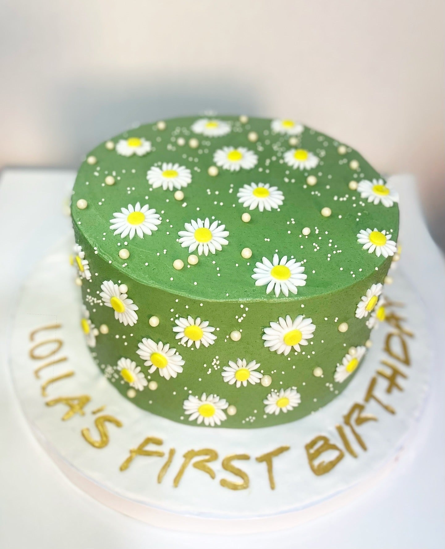 Baby girl Daisy Birthday Cake