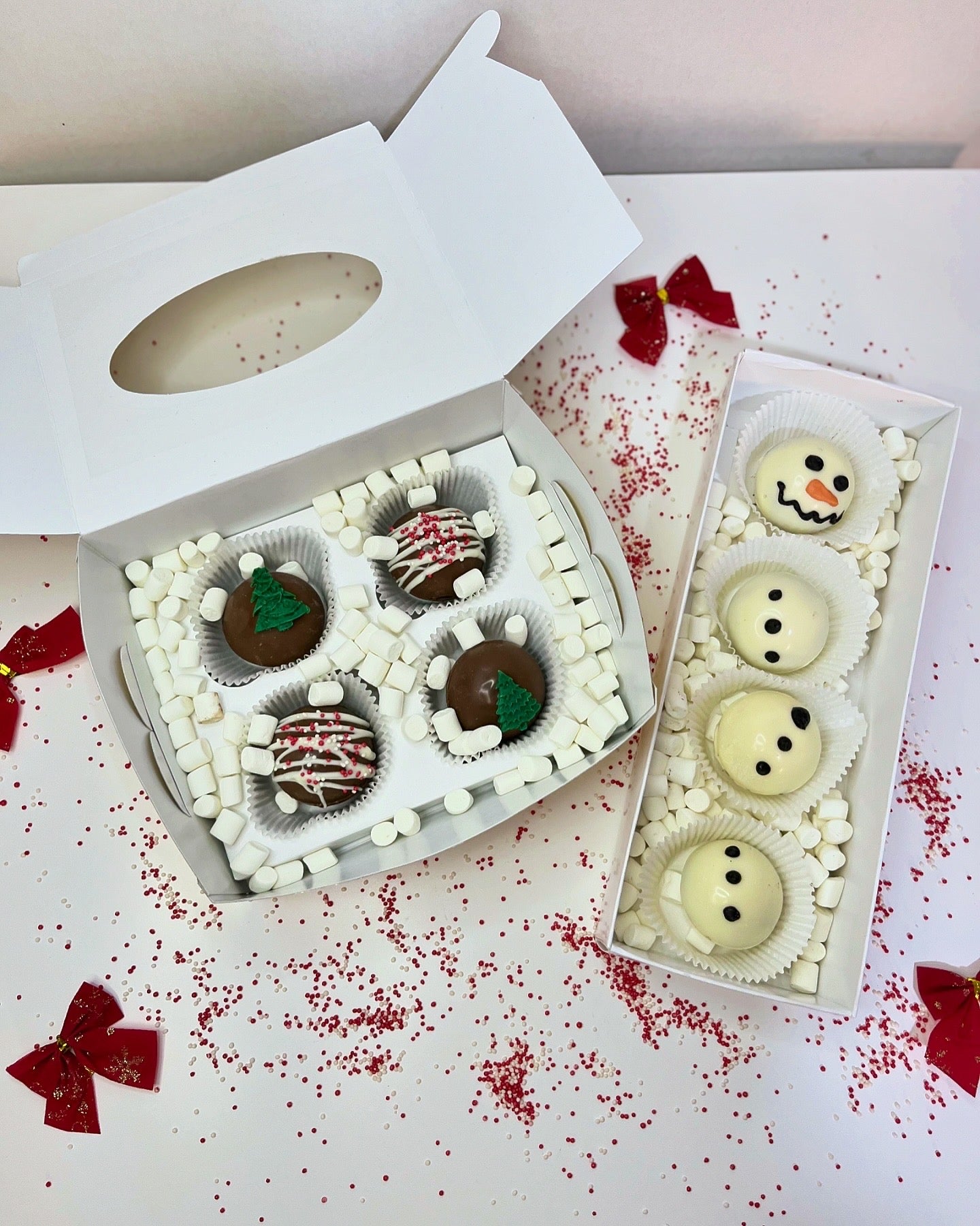 Christmas Delicious Chocolate Bombs
